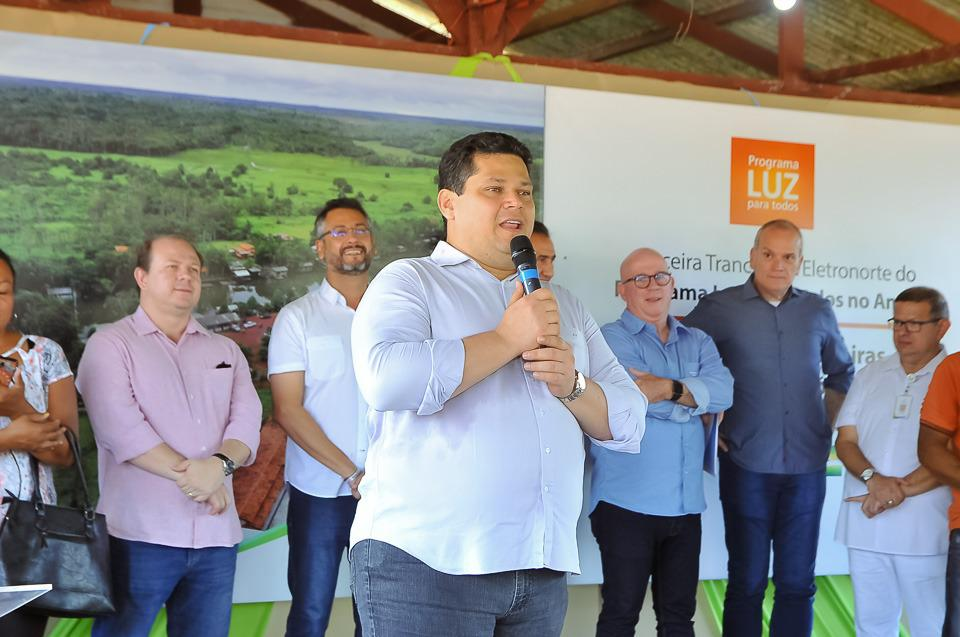 Luz para Todos: Davi consegue relançar programa no Amapá