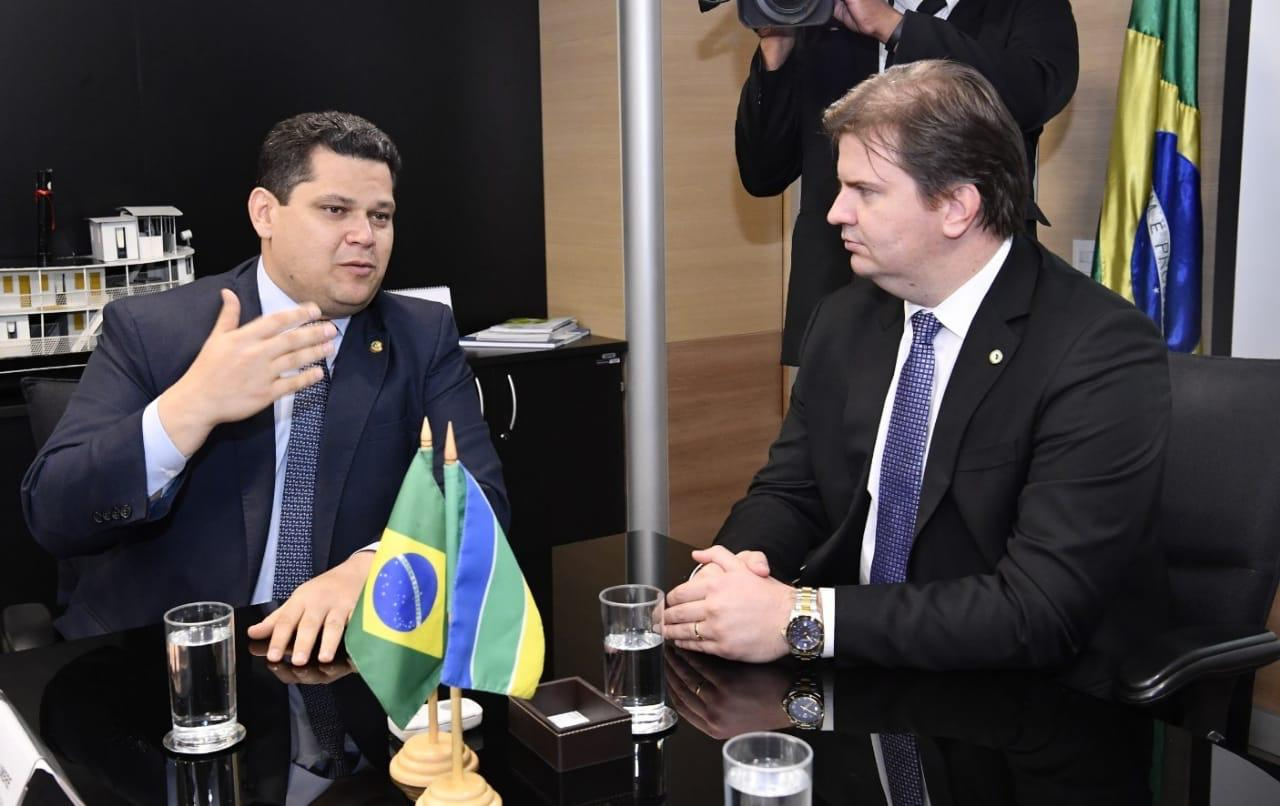 Davi solicita ao ministério do Desenvolvimento Regional modernização e ampliação do projeto de revitalização da Orla do Porto de Santana