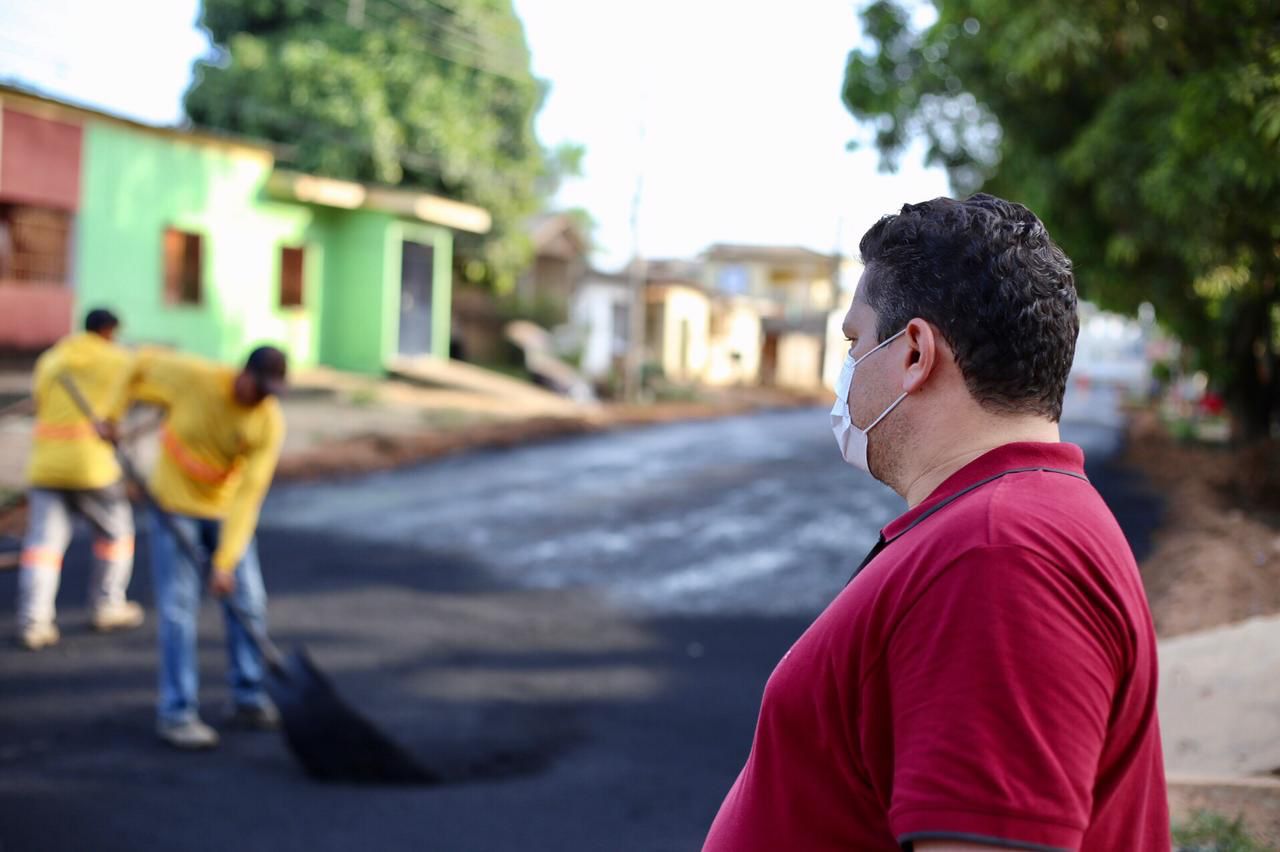 Trabalho, inaugurações em Laranjal do Jari