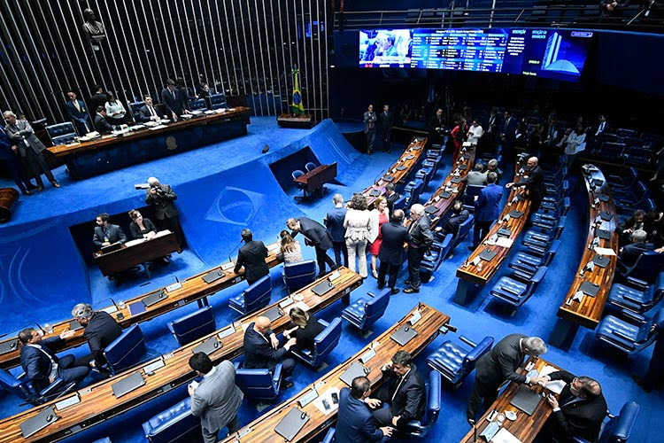 Senado aprova medidas contra corrupção