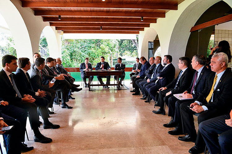 Pela conciliação, Davi anuncia comissão de senadores sobre PEC da segunda instância