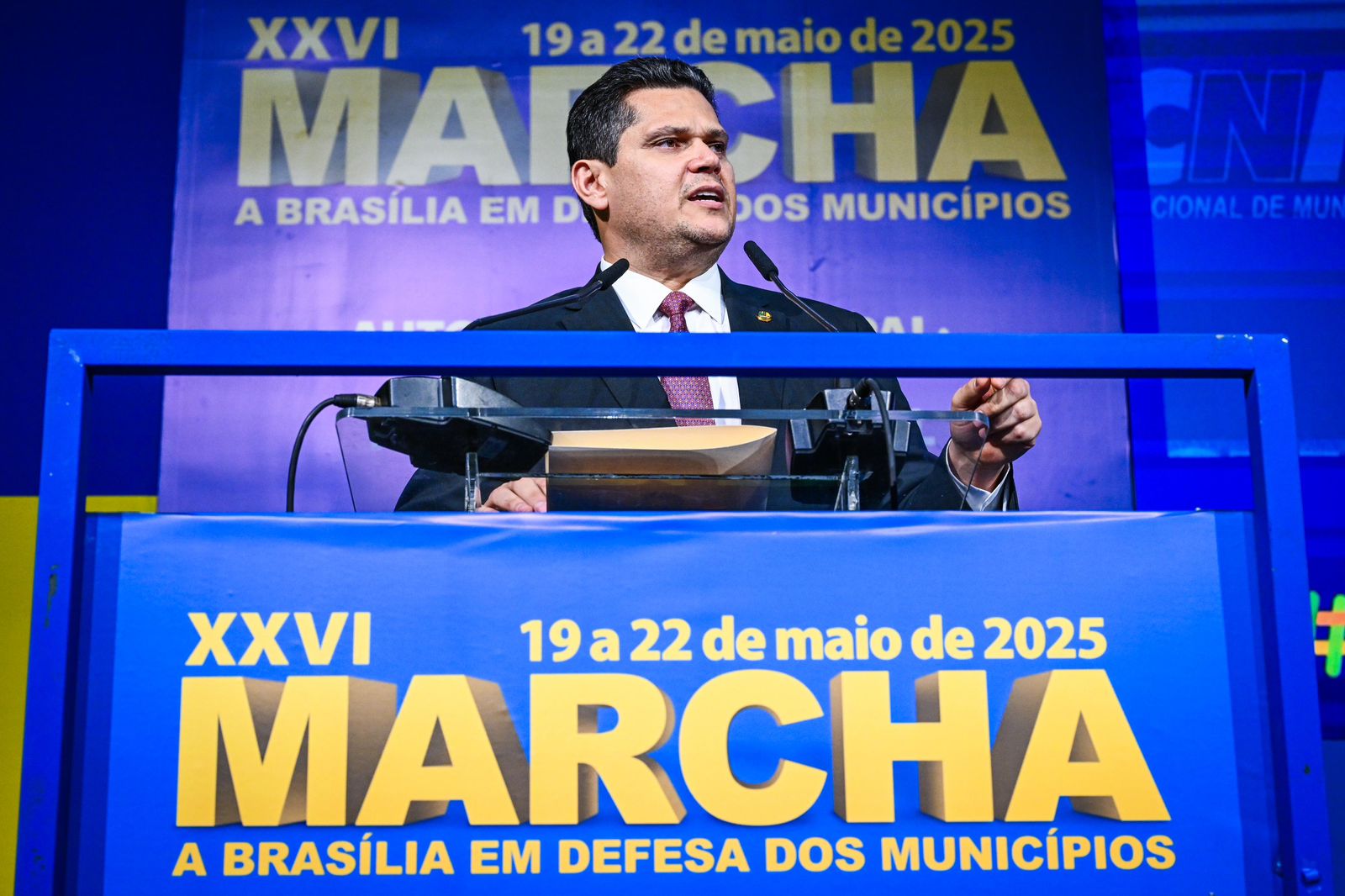 Na Marcha dos Prefeitos, presidente Davi garante que Congresso Nacional é um aliado dos municípios brasileiros