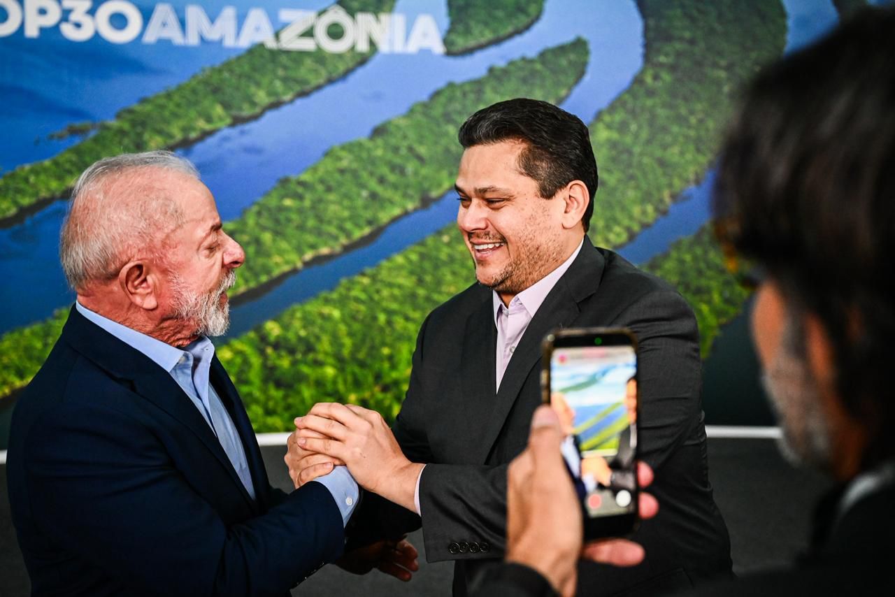 Lula elogia rapidez do Senado e parceria com Alcolumbre na aprovação da isenção do Imposto de Renda