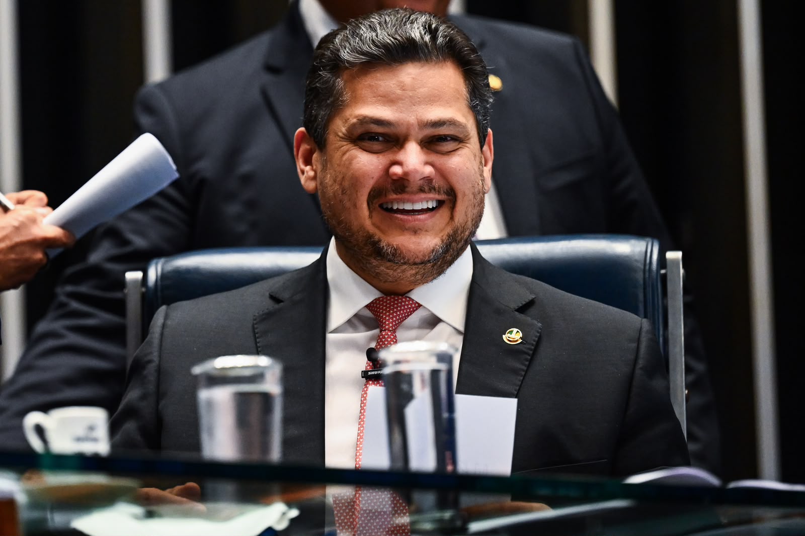 Davi Alcolumbre celebra aprovação da Universidade Federal da Fronteira Norte pelo Senado